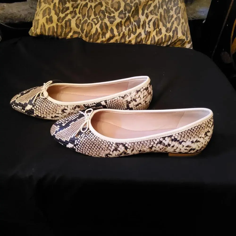 NWT 9.5 Ladies Flats
